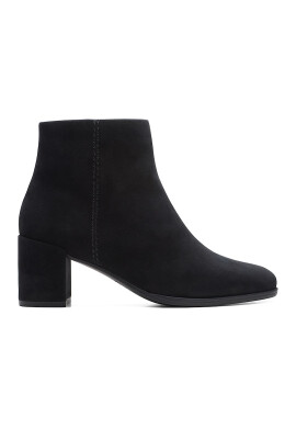 Clarks Боти Freva с масивен ток - Pepit.bg