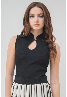 GUESS Рипсен топ с отвор - Черен - Pepit.bg