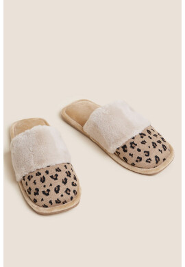 Marks  Spencer Чехли с еко пух - Pepit.bg