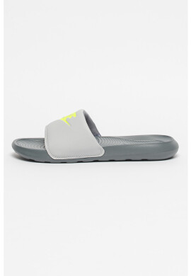 Nike Чехли Victori с лого - Pepit.bg