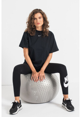 Nike Уголемена тениска Sportswear Essential с овално деколте - Pepit.bg