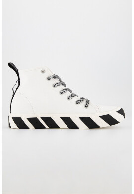 OFF-WHITE Кецове с контрасти - Pepit.bg
