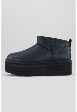UGG Боти Classic Ultra Mini с равна платформа - Черен - Pepit.bg