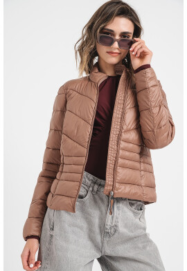 Vero Moda Зимно яке с вата - Pepit.bg