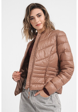 Vero Moda Зимно яке с вата - Pepit.bg