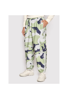 adidas Долнище анцуг Graphics Camo HF4884 Зелен Loose Fit - Pepit.bg