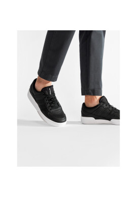 adidas Обувки Courtic GX6319 Черен - Pepit.bg