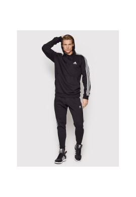 adidas Суитшърт Essentials GK9062 Черен Regular Fit - Pepit.bg
