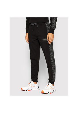 Calvin Klein Долнище анцуг Reflective Print K10K107320 Черен Regular Fit - Pepit.bg