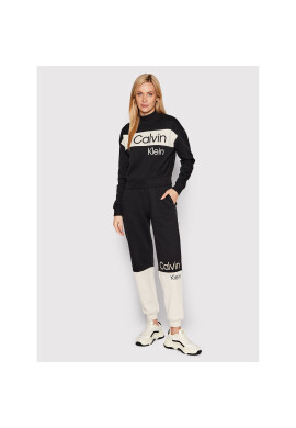 Calvin Klein Jeans Долнище анцуг J20J218977 Черен Regular Fit - Pepit.bg