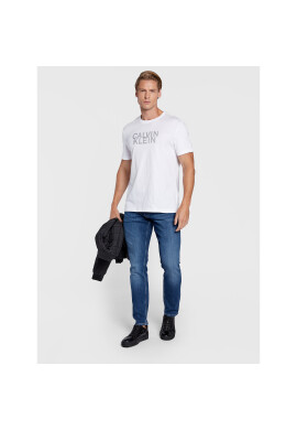 Calvin Klein Тишърт Distorted K10K110113 Бял Regular Fit - Pepit.bg