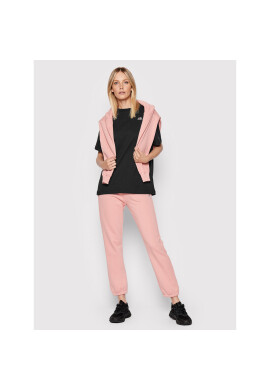 Champion Тишърт Embroidered Patch 114931 Черен Boxy Fit - Pepit.bg