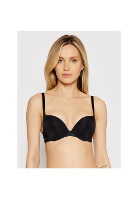 Chantelle Сутиен push-up Essential C15G20 Черен - Pepit.bg