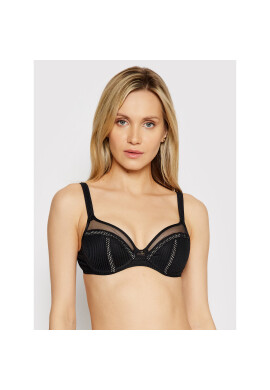Chantelle Сутиен с банели Chic Essential C16G10 Черен - Pepit.bg