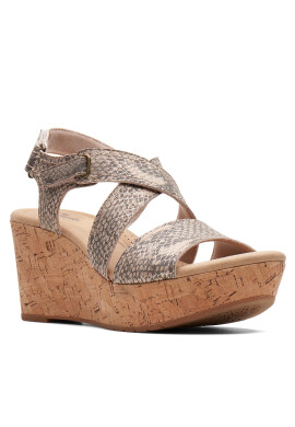 Clarks Сандали Rose Way 26171319 Бежов - Pepit.bg