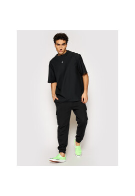 Converse Тишърт UNISEX Turnover 10020975-A02 Черен Oversize - Pepit.bg