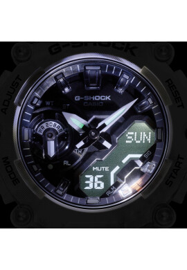G-Shock Часовник GA-2200GC-7AER Бял - Pepit.bg