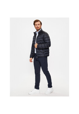 Gant Пухено яке Light Down Jacket 7006298 Черен Regular Fit - Pepit.bg
