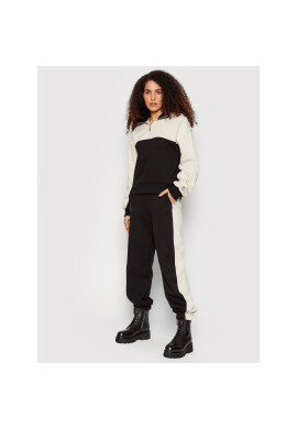 Gestuz Долнище анцуг Helengz 10905746 Черен Loose Fit - Pepit.bg