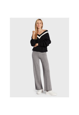Glamorous Пуловер CK6690 Черен Relaxed Fit - Pepit.bg