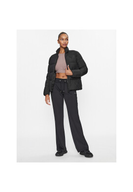 Guess Пухено яке V3BL13 WFUD0 Черен Regular Fit - Pepit.bg