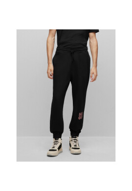 Hugo Долнище анцуг 50490506 Черен Relaxed Fit - Pepit.bg