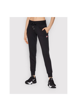 New Balance Долнище анцуг Essentials Small WP13561 Черен Athletic Fit - Pepit.bg
