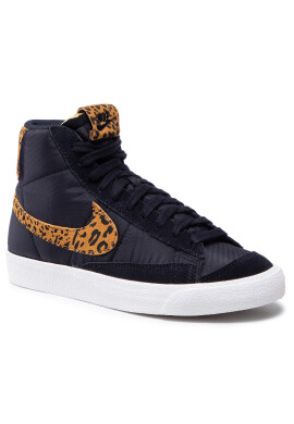 Nike Обувки Blazer Mid '77 DC9207 001 Черен - Pepit.bg