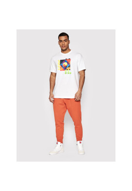 Nike Тишърт Sportswear DM2388 Бял Regular Fit - Pepit.bg