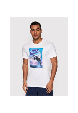 Nike Тишърт Sportswear DN5196 Бял Regular Fit - Pepit.bg