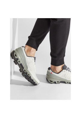 On Обувки Cloudventure Peak 3298569 Сив - Pepit.bg