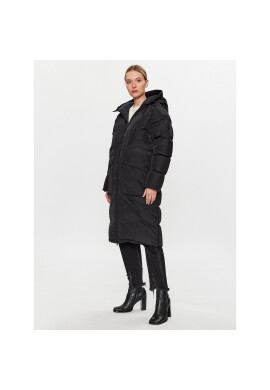 Peak Performance Пухено яке Stella G77950010 Черен Regular Fit - Pepit.bg