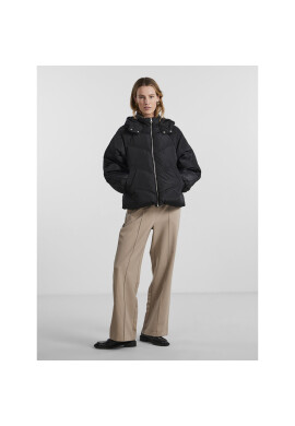 Pieces Пухено яке Nelicity 17128183 Черен Regular Fit - Pepit.bg