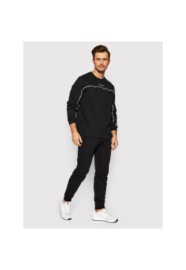 Reebok Суитшърт Training Essentials GS9320 Черен Regular Fit - Pepit.bg