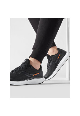 Saucony Обувки Triumph 19 S20678-10 Черен - Pepit.bg