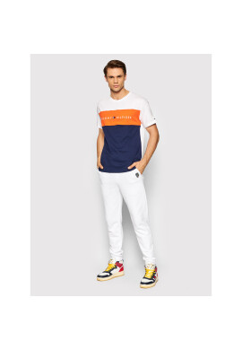 Tommy Hilfiger Тишърт Tee Logo UM0UM01170 Бял Regular Fit - Pepit.bg