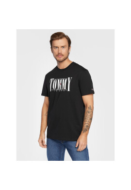 Tommy Jeans Тишърт Essential DM0DM14993 Черен Regular Fit - Pepit.bg
