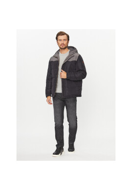 Wrangler Пухено яке 112341040 Черен Regular Fit - Pepit.bg