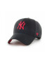 47brand Шапка New York Yankees в черно с апликация - Pepit.bg