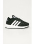 adidas Originals Детски обувки Swift Run в сиво - Pepit.bg