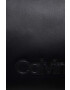 Calvin Klein Чанта в черно - Pepit.bg