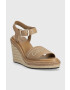 Calvin Klein Сандали WEDGE 70HH - HE в бежово със скосена платформа HW0HW01499 - Pepit.bg