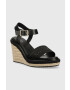 Calvin Klein Сандали WEDGE 70HH - HE в черно със скосена платформа HW0HW01499 - Pepit.bg