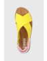 Camper Кожени сандали Oruga Sandal дамски в жълто - Pepit.bg