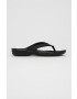 Crocs Джапанки дамски в черно с равна подметка - Pepit.bg