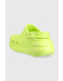 Crocs Чехли Classic Crush Clog в зелено с платформа 207521 - Pepit.bg