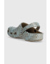 Crocs Чехли Classic Topographic Clog в кафяво 208263 - Pepit.bg