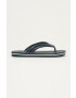 Crocs Джапанки CROCBAND 206100 в тъмносиньо с равна подметка - Pepit.bg