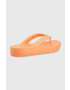 Crocs Джапанки CLASSIC PLATFORM 207714 в оранжево с платформа - Pepit.bg