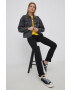 Levi's Памучна тениска в жълто - Pepit.bg